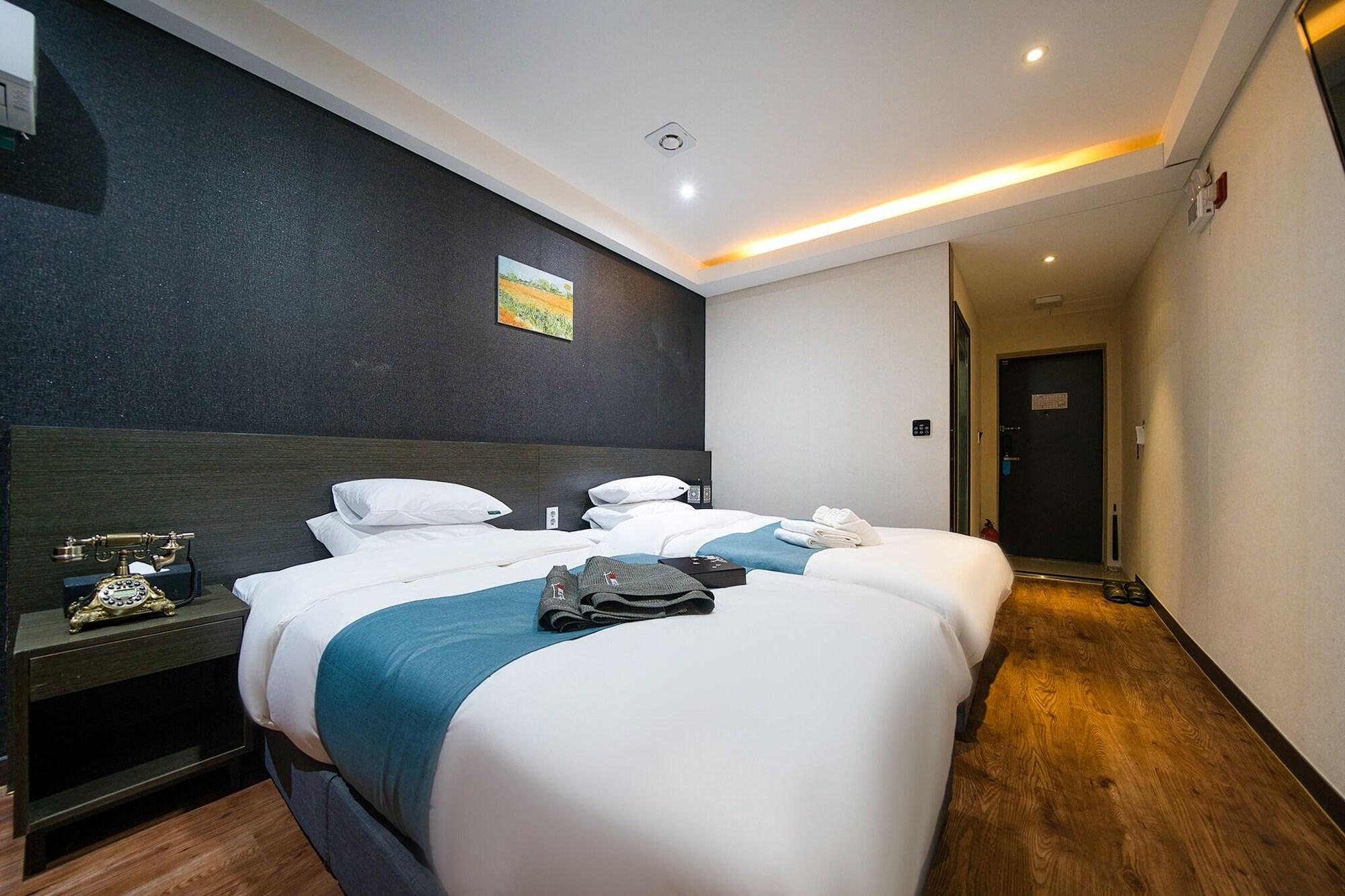 Suwon Dono1796 Hotel Buitenkant foto